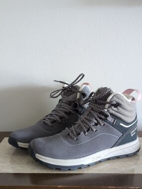 Kid's High Top Waterproof Sneakers Size 5 Quechua